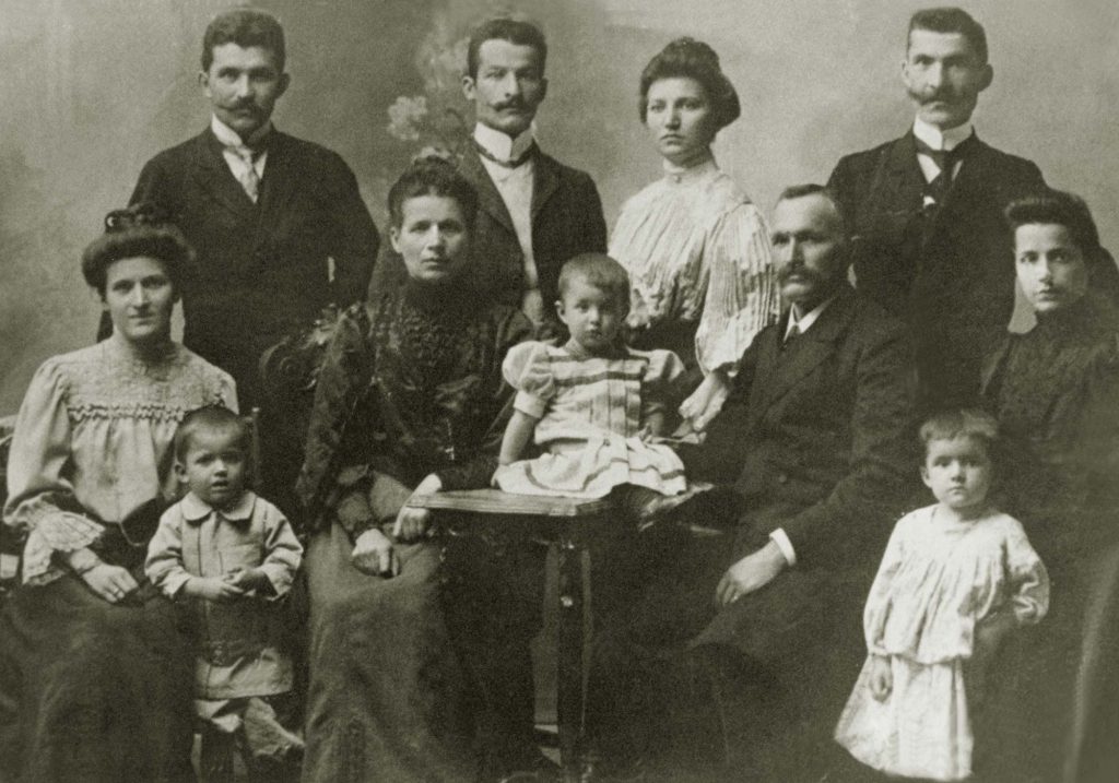 Ukrainische Familie aus dem Gebiet Czernowitz (Bukowina)